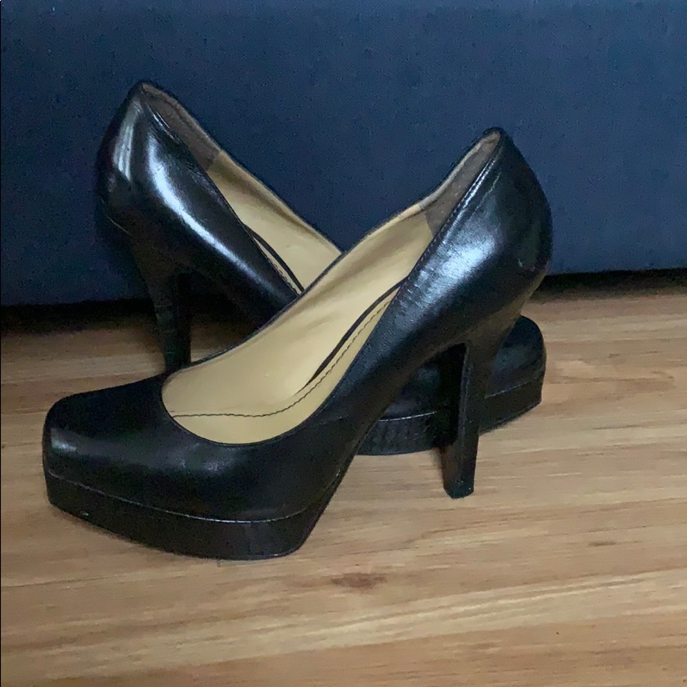 Nine West Black Platform Pumps